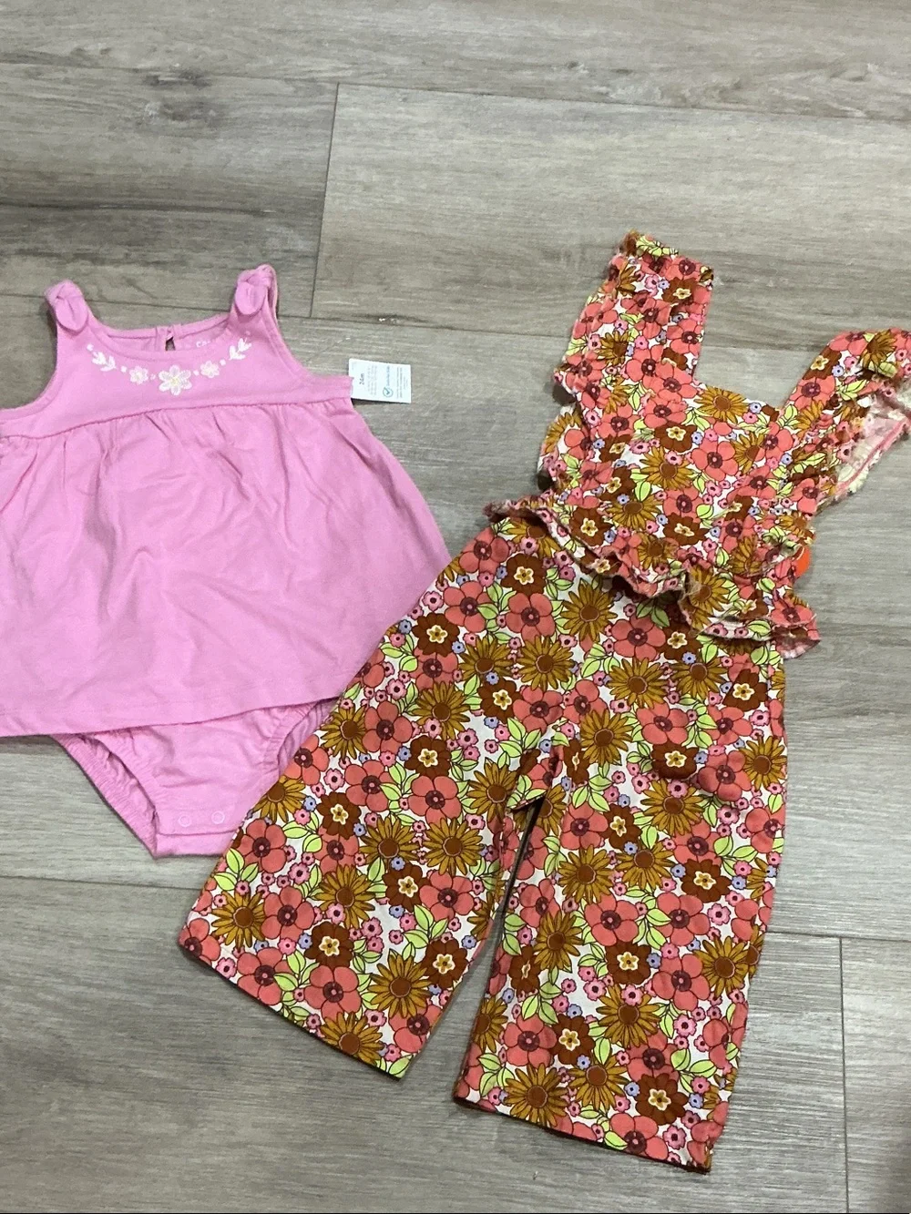 Carter's Pink Tank Bodysuit & Floral Ruffle Romper Set(wonder nation)